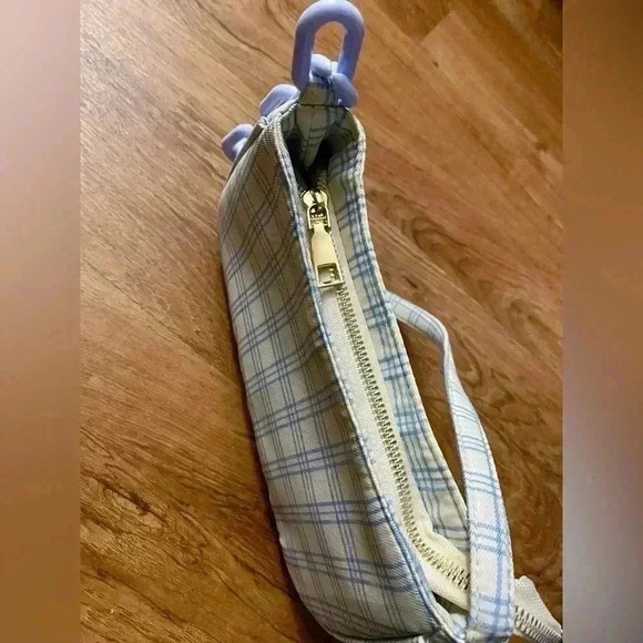 shoulder Bag blue and white plaid plastic chain 9x4x2 inches Y2K like new - Picture 3 of 8